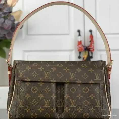 206FY0002 LV Bags 0806